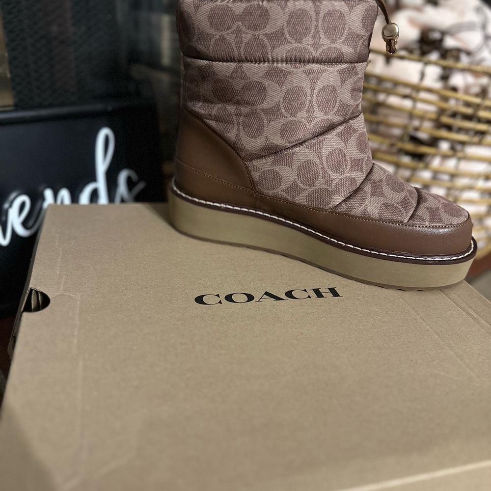 Idella Nylon Coach Boots